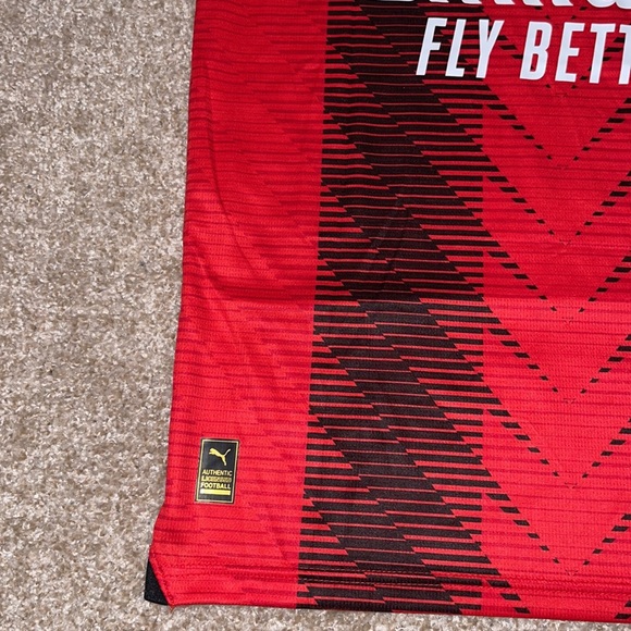 Puma AC Milan Rafael Leao 2023/2024 Men’s Home Soccer Jersey🆕 - Picture 8 of 10